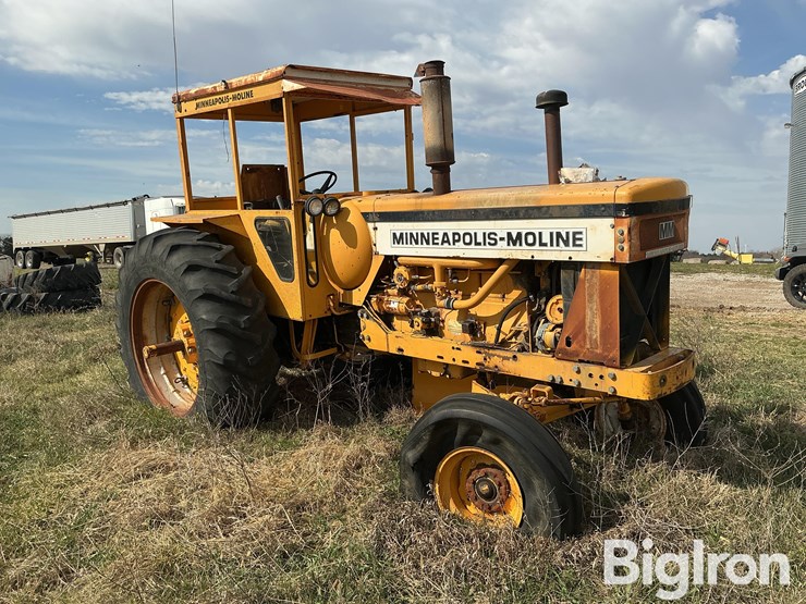minneapolis-moline-4250-6-2wd-tractor-image-3