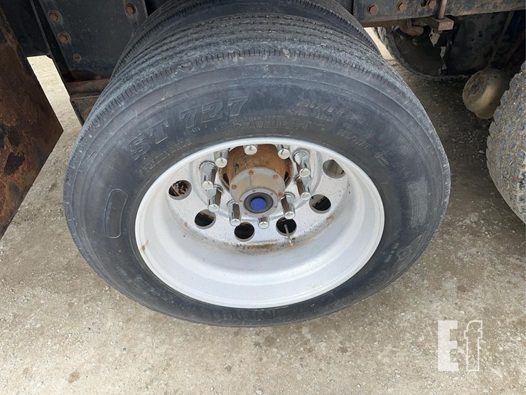 2003-kenworth-t800-image-31