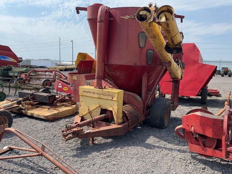 4450-new-holland-355-image-1