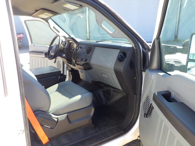 2013-ford-f350-image-6