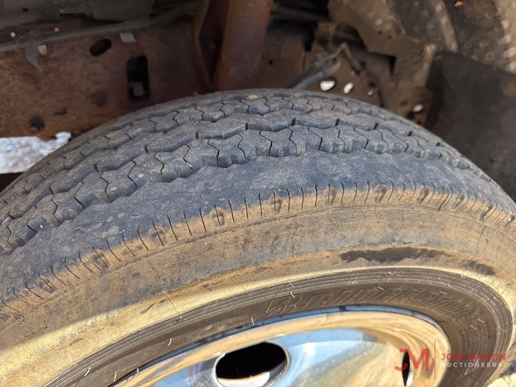 2001-ford-f450-xl-image-5