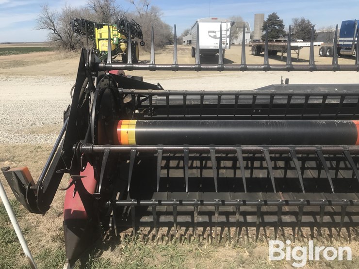 2011-case-ih-2152-image-18