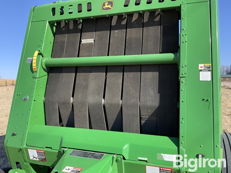 2019-john-deere-560m-image-13