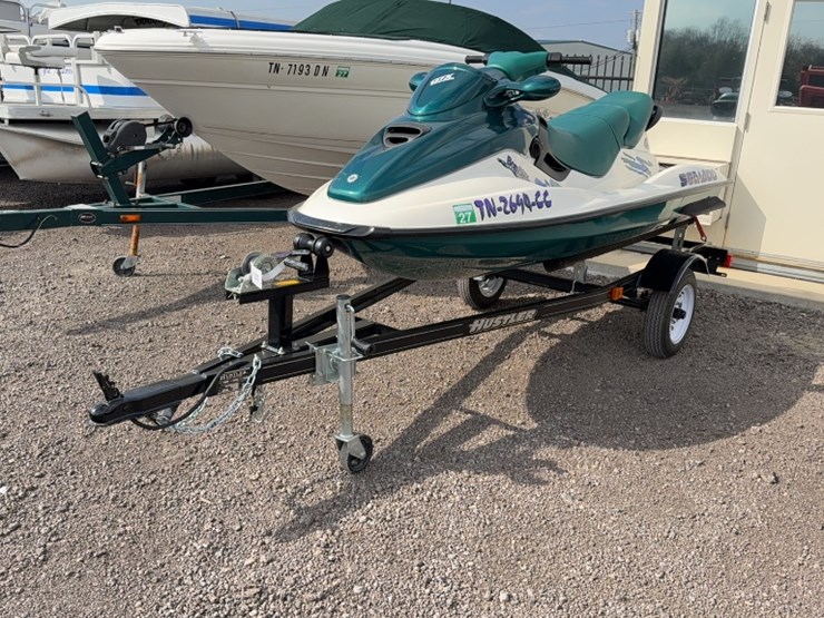 #4003-•-1997-sea-doo-gtx-bombardier-jet-ski-image-1