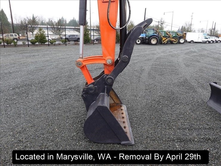 2017-kubota-kx080-image-25