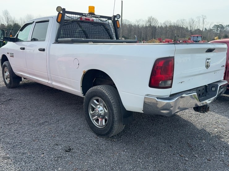 2015-dodge-2500-image-9