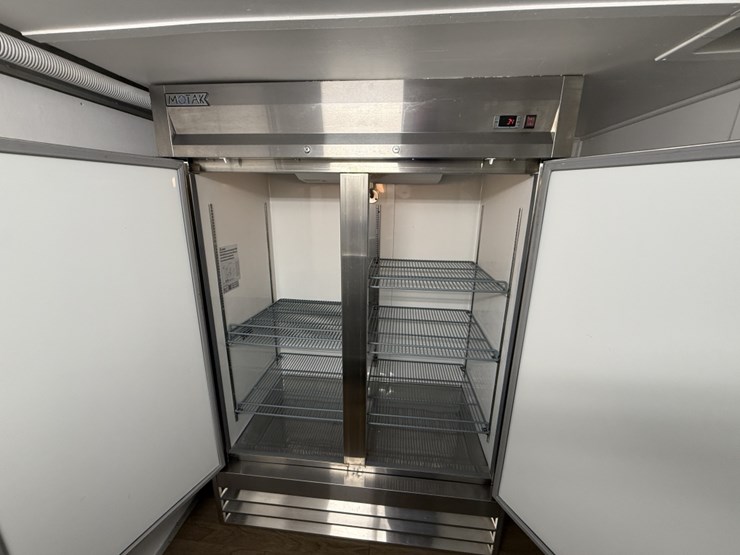 #3004-•-2003-40'-gooseneck-concession-trailer-image-24