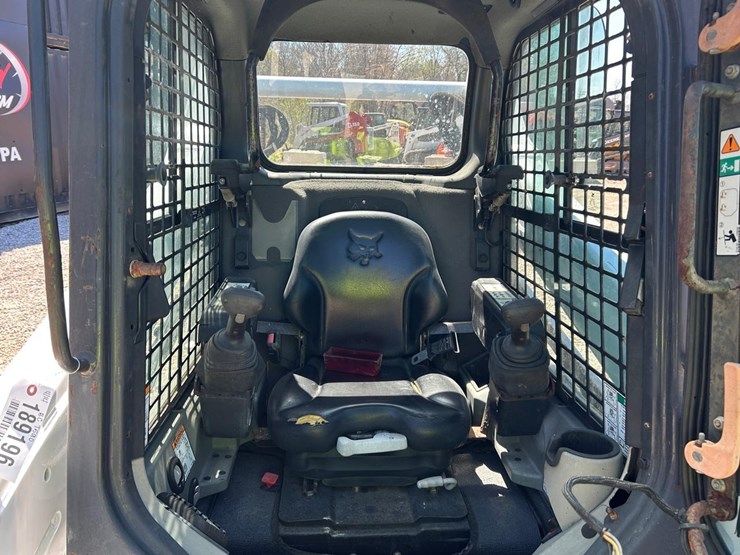 2018-bobcat-t590-image-19