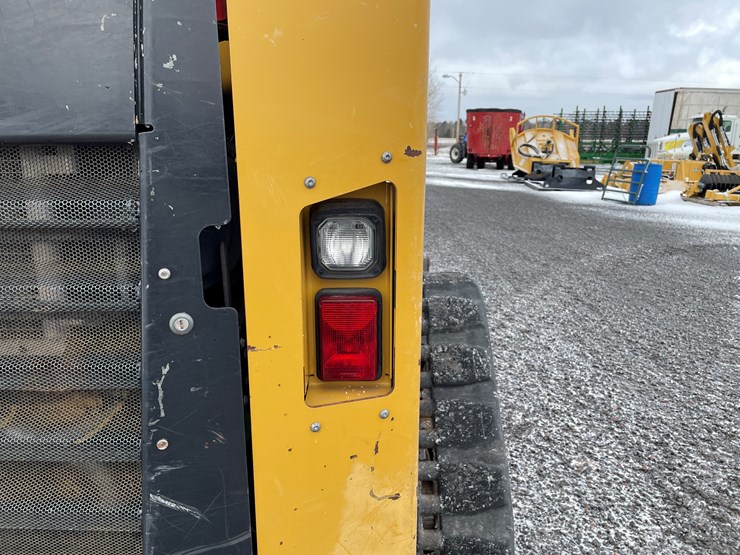 2015-caterpillar-279d-image-19