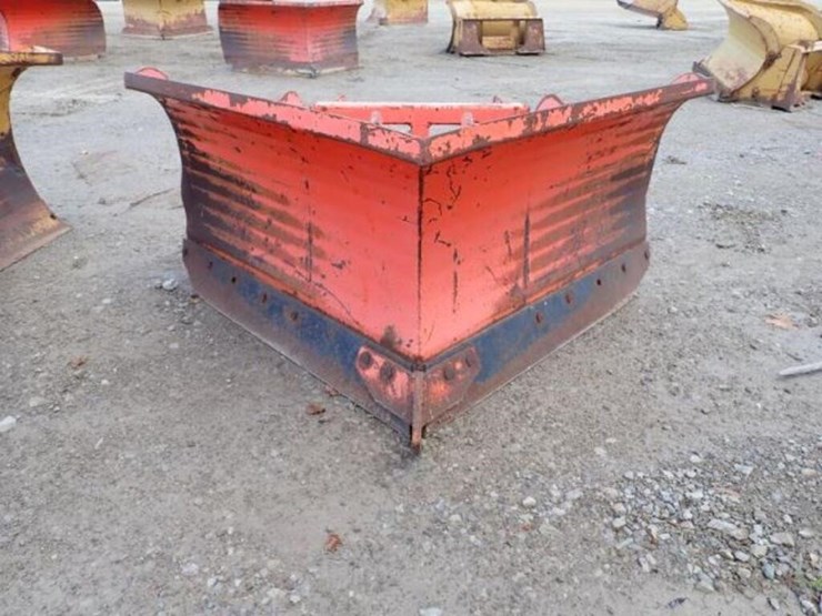 hla-5-ft-v-plow-15329411-image-1