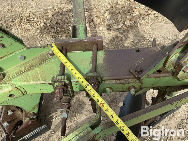 john-deere-4200-image-14