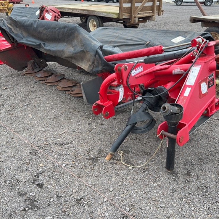 MASSEY-FERGUSON 1328