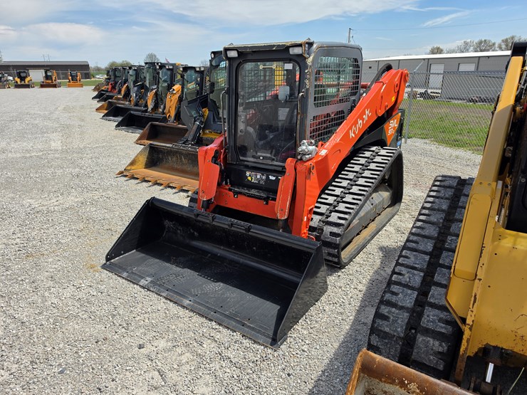 2021-kubota-svl97-2-image-1