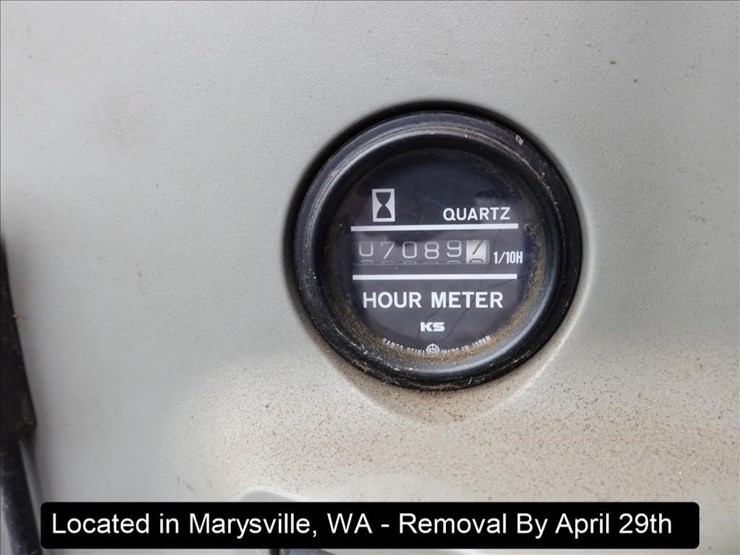 1999-kobelco-sk135sr-lc-image-22