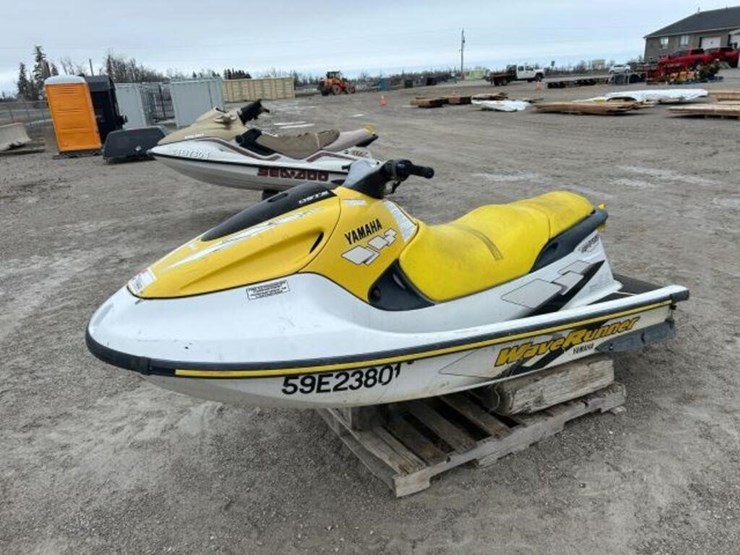 inoperable-1998-yamaha-wave-runner-gp760-pwc-yama2-image-1