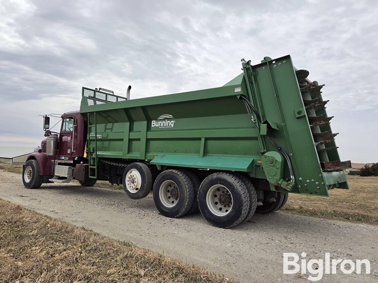 2000-freightliner-fld120-image-7