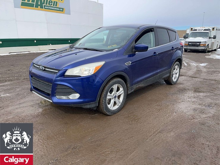 2013-ford-escape-se-image-1