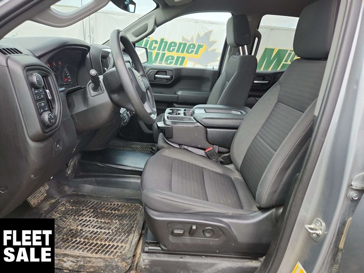 2023-chevrolet-silverado-1500-image-14