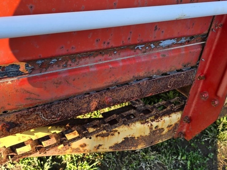 new-holland-513-image-15