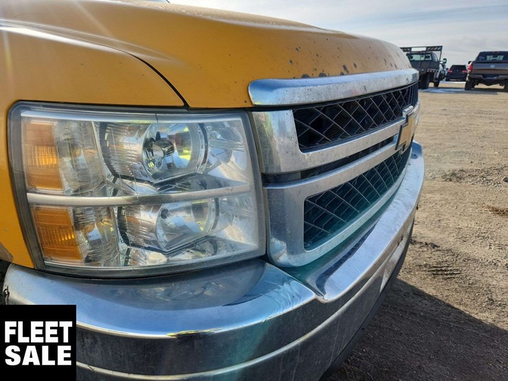 2012-chevrolet-silverado-2500hd-image-31