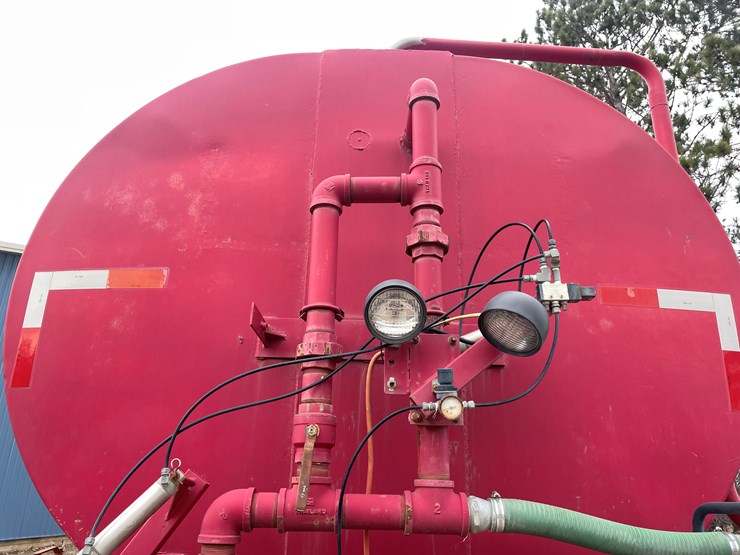 #216-•-1992-freightliner-water-truck-(has-mn-title)-(mora,-mn)-image-43