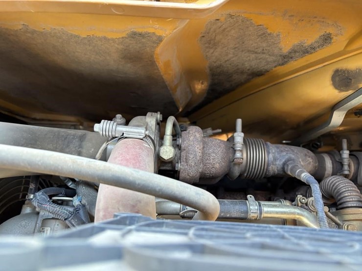 caterpillar-415f2-il-image-50