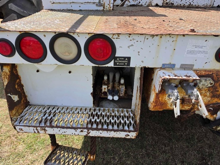 2001-international-4900-image-12