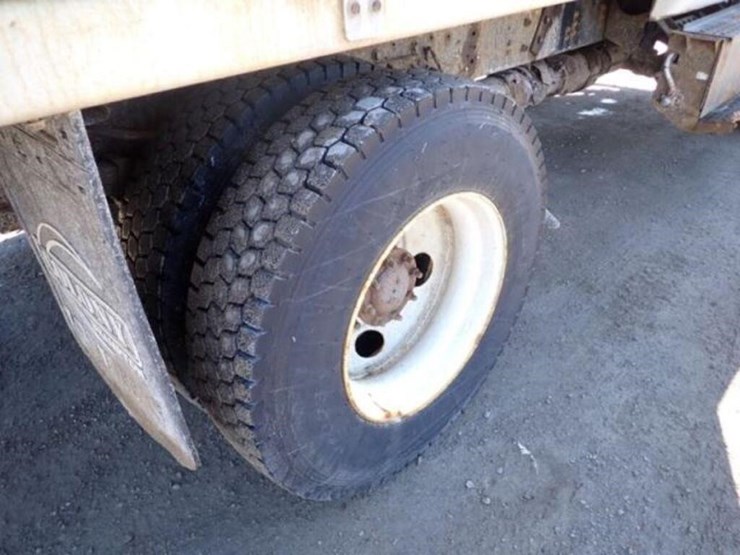 2016-ford-f750-image-44