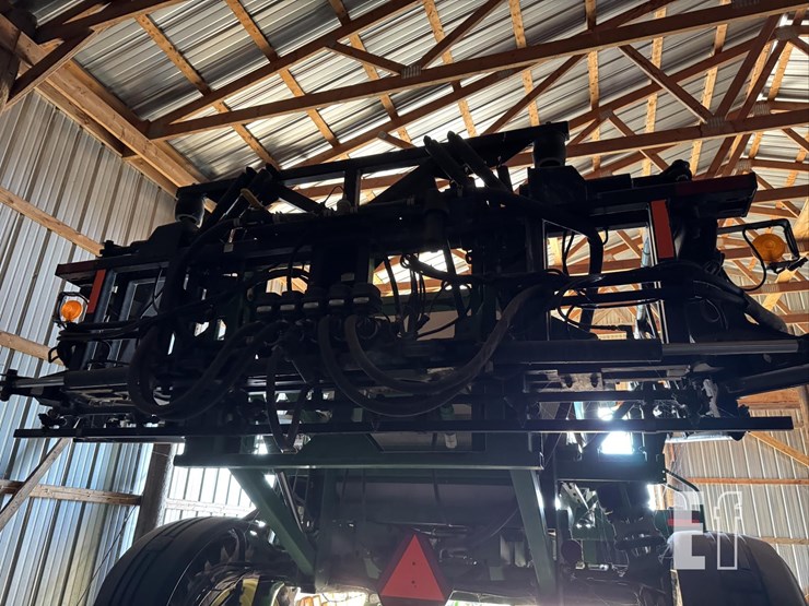 2005-john-deere-4720-image-77