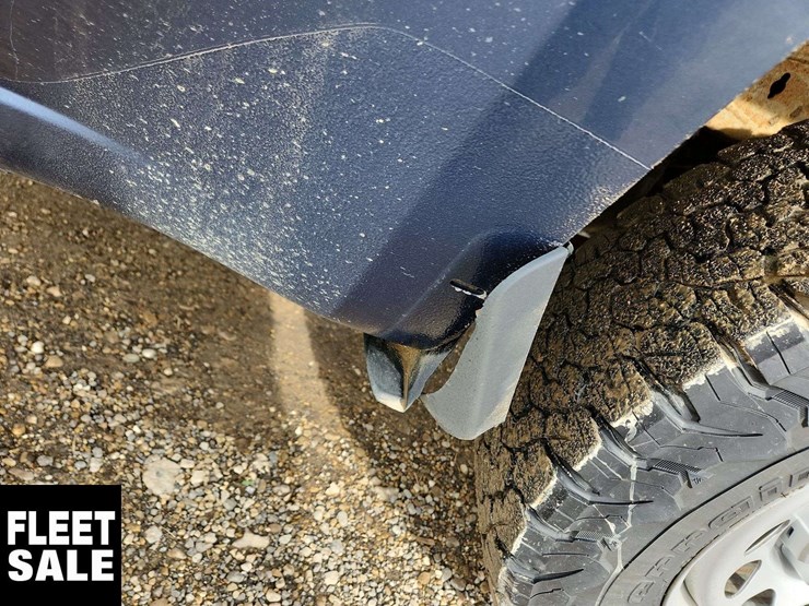 2022-chevrolet-silverado-1500-image-44