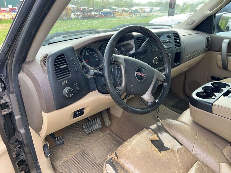 2012-gmc-sierra-1500-image-11