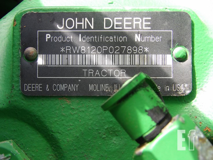 john-deere-8120-image-32