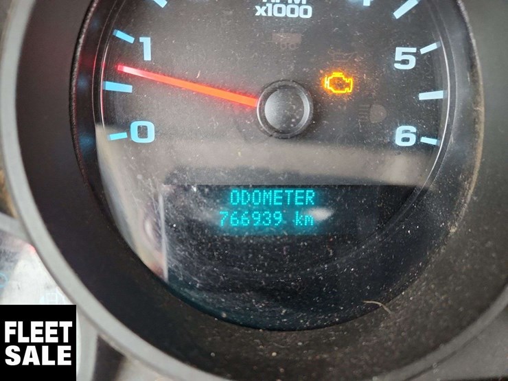 2013-chevrolet-silverado-1500-image-26