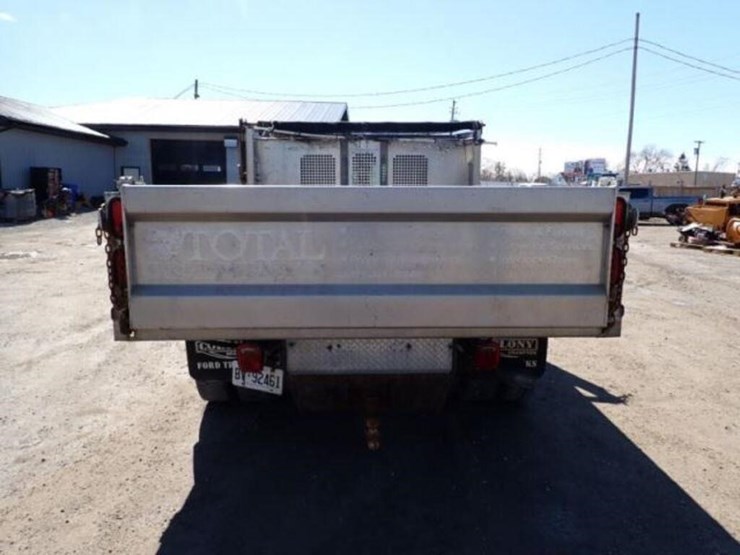 2016-ford-f550-xlt-image-6