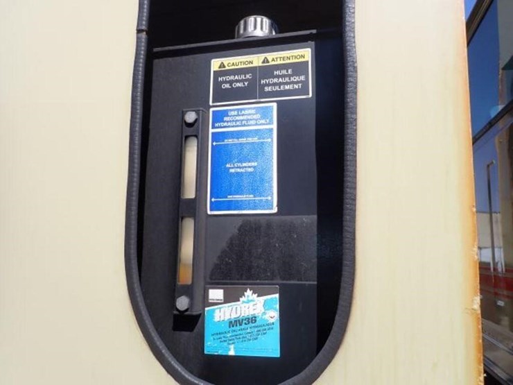 2017-western-star-4700sb-image-89