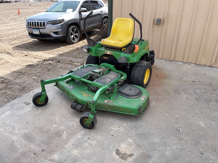 john-deere-f680-image-1