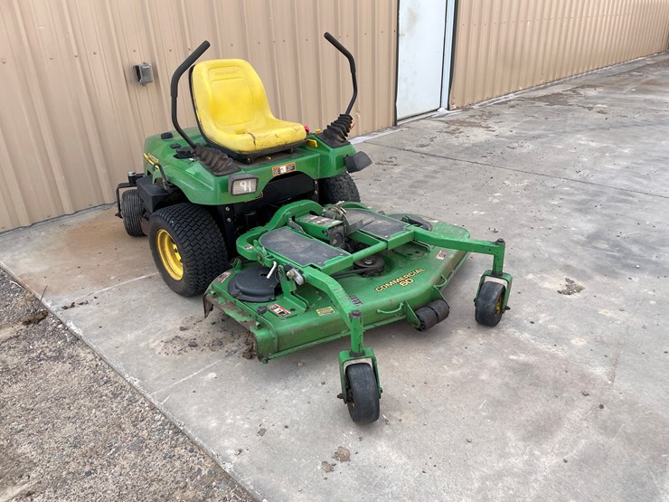 john-deere-f680-image-2