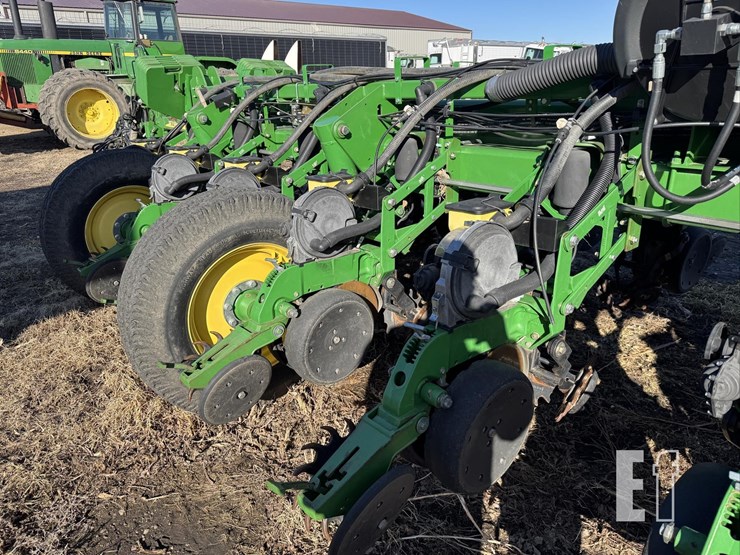 john-deere-1770-image-59
