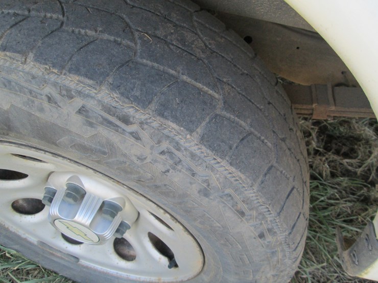 2012-chevrolet-express-g1500-image-12