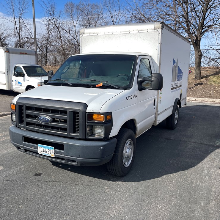 2014 FORD E350