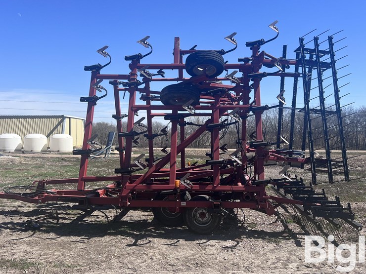 case-ih-4300-image-8