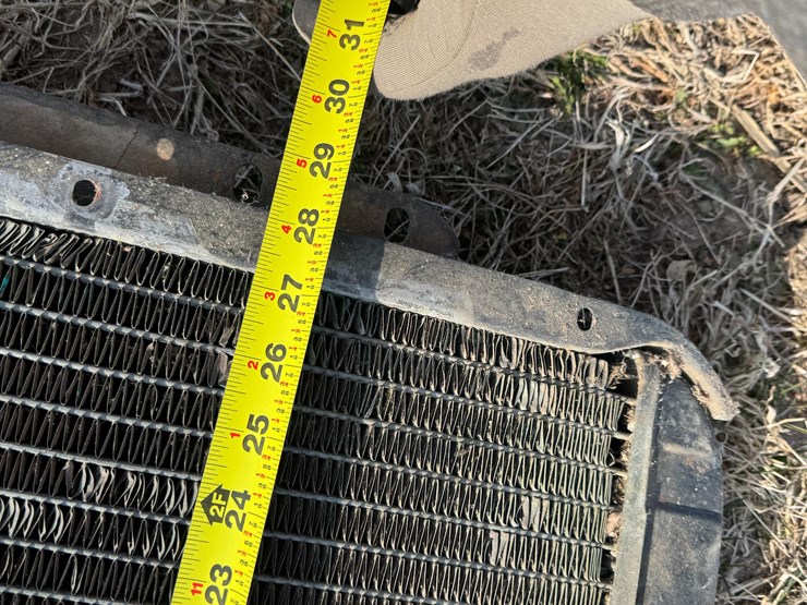 radiator-&-fan-shroud-image-18