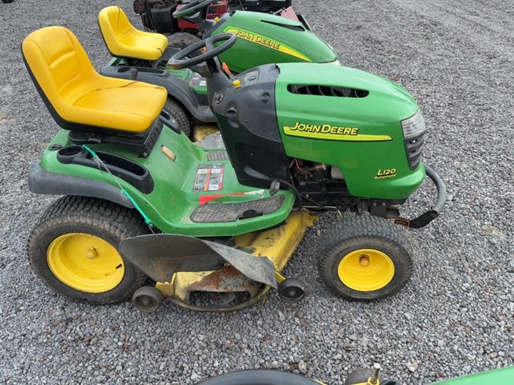 2004-john-deere-l120-image-4