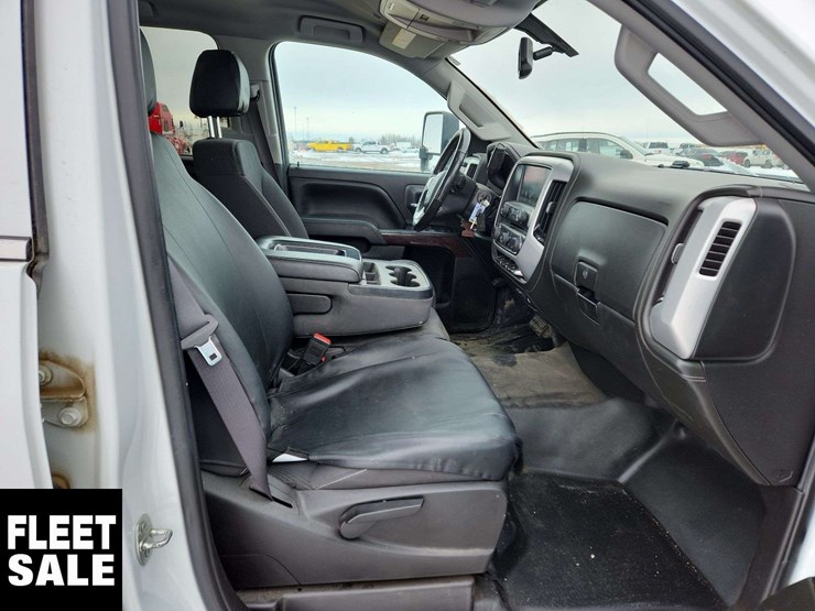 2016-gmc-sierra-3500hd-image-25