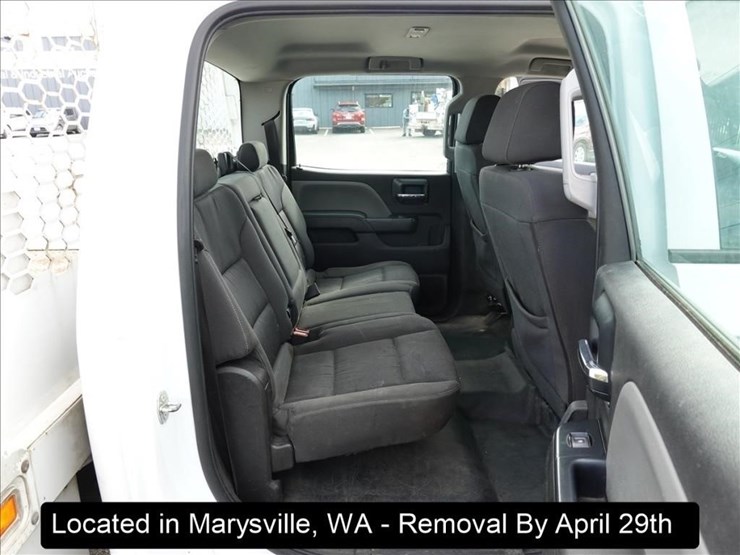 2019-chevrolet-3500-image-10