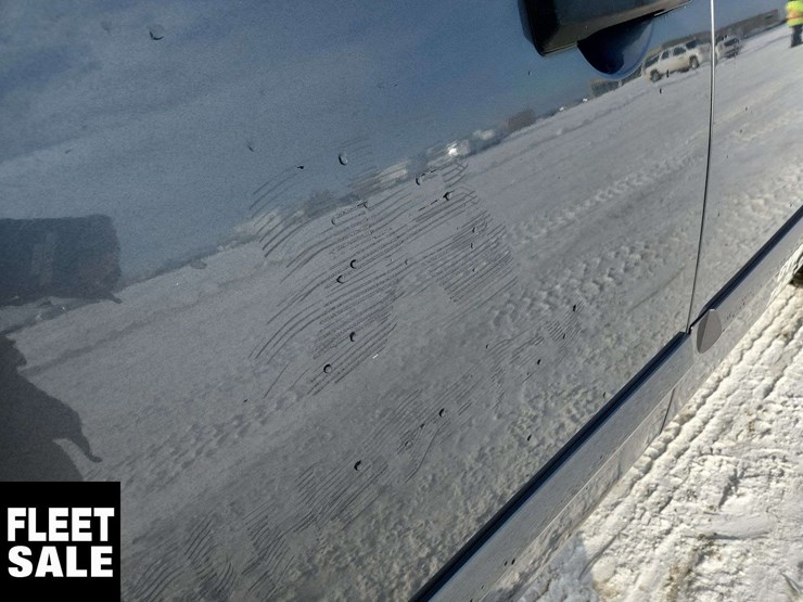 2014-nissan-titan-image-32