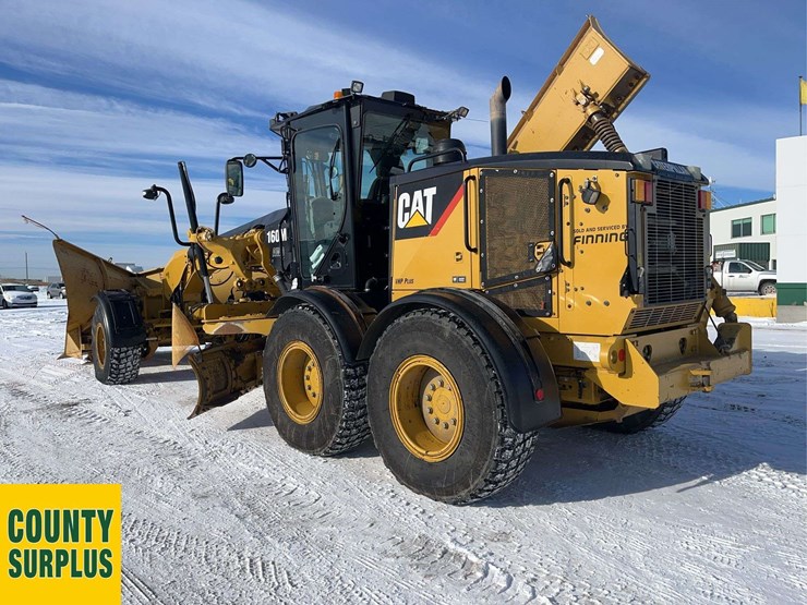 2018-caterpillar-160m-image-3