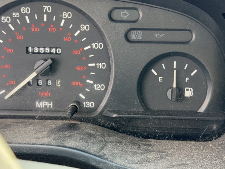 #4023-•-1999-ford-contour-sedan-image-18