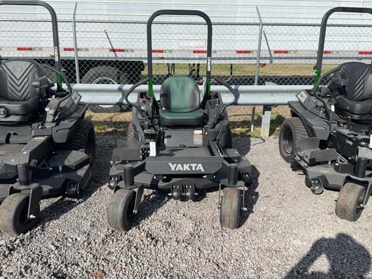 #4077-•-yakta-yxr-120-zero-turn-mower-image-2