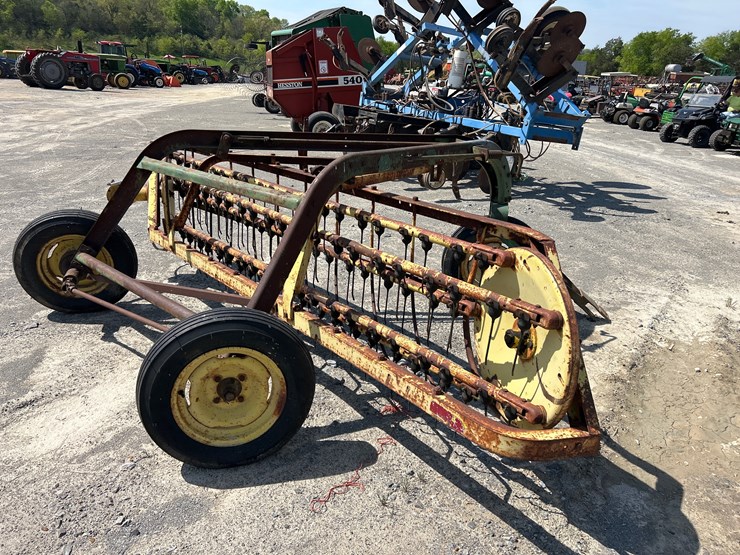 john-deere-670-image-4